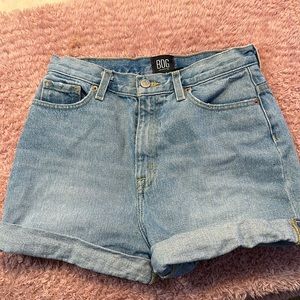 Size 27 Women’s denim cut off shorts